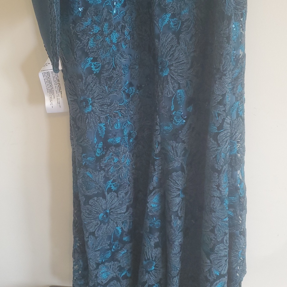 TADASHI SHOJI BEADED FLORAL ONE-SHOULDER GOWN; SIZE:10;COLOR:BLUE - Picture 10 of 13